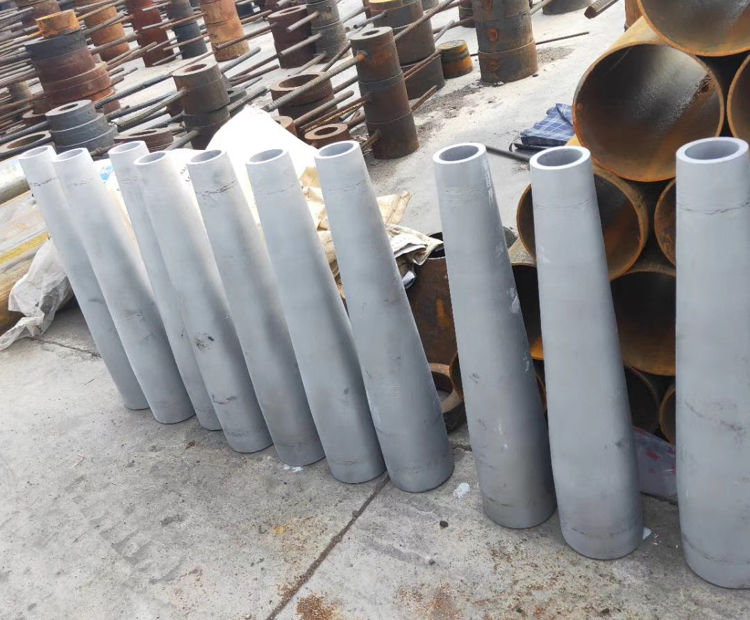 ���P��F��